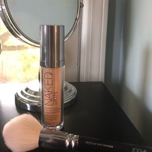 Urban Decay Naked Foundation in shade 3.0